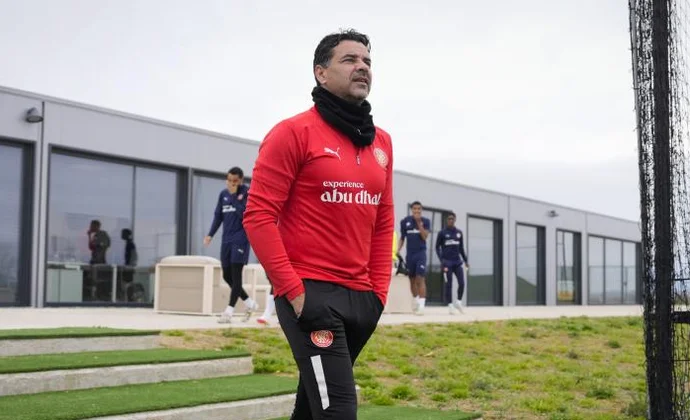 El Girona se encerró este jueves sin dar pistas sobre Bryan Gil y Abel Ruiz