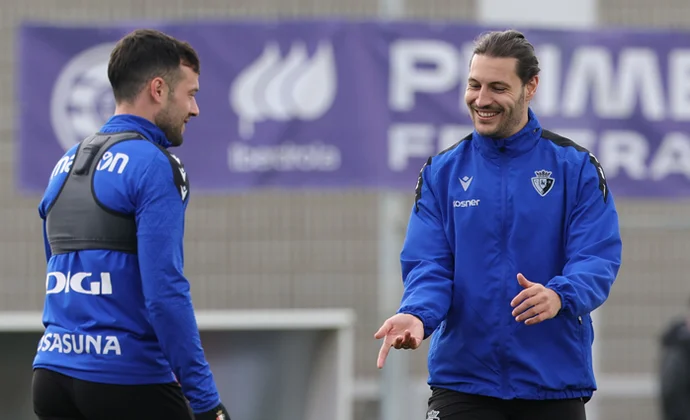 Aimar Oroz intensifica su trabajo al margen y no está descartado