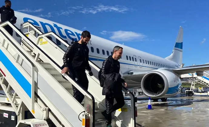 El Betis cancela el entrenamiento tras un problema con el viaje de vuelta y solo tendrá la sesión de mañana