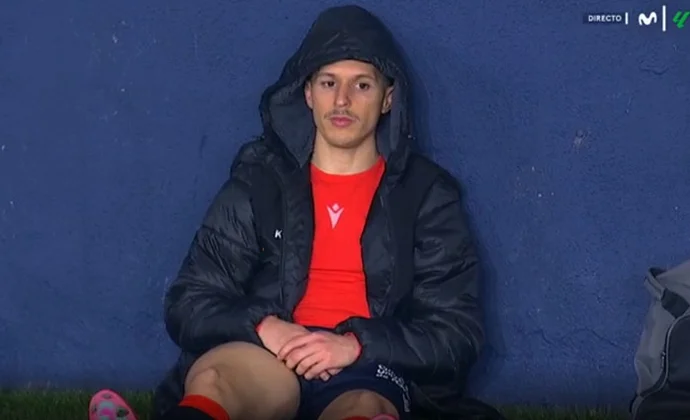 Bryan Zaragoza se retiró del campo por molestias en los isquiotibiales