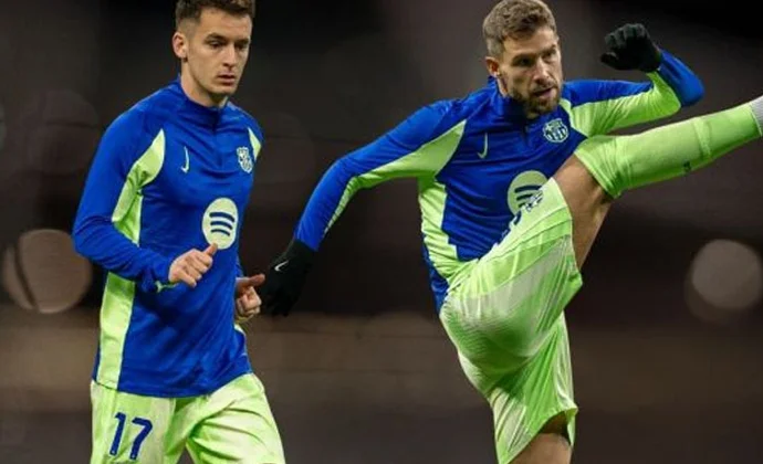 Partes médicos oficiales de Íñigo Martinez y Marc Casadó y tiempos de baja