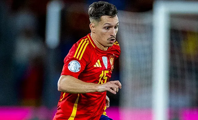 España desconvoca a Bryan Zaragoza por lesión