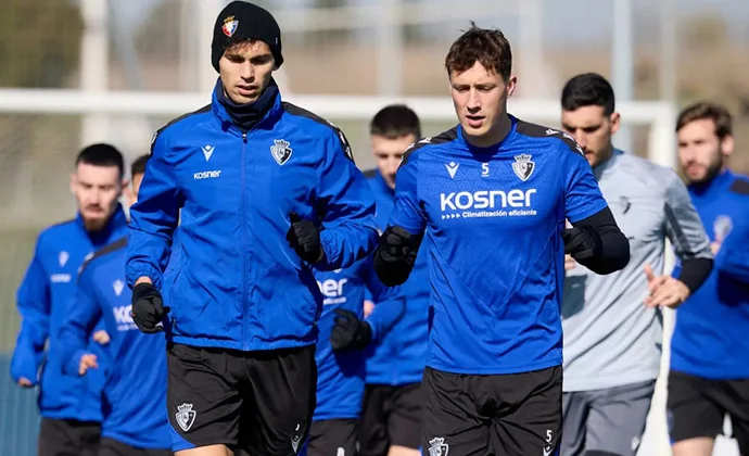 Osasuna se ejercita sin Boyomo, Budimir, Aitor ni Bryan