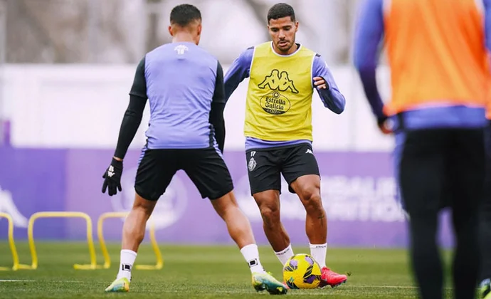 Aidoo, Ferreira y Marcos André empiezan la semana al margen del grupo