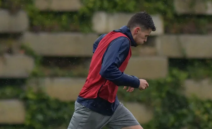 El Rayo retoma los entrenamientos pendiente de los seis integrantes de la enfermería