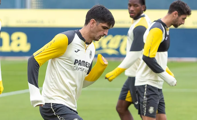 Gerard Moreno se ejercita con el grupo por segundo día consecutivo