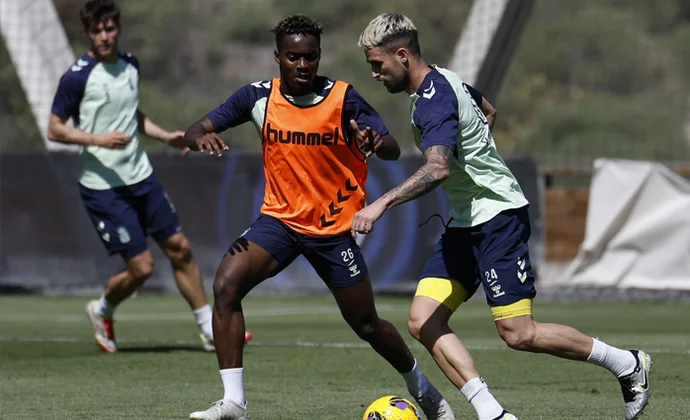 Pelmard tampoco se ejercitó con el grupo en el entrenamiento del miércoles