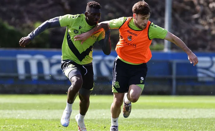 Odriozola vuelve a lesionarse y aumentan a seis las bajas médicas