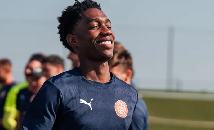 Míchel, ante el reto de hacer funcionar juntos a Asprilla y Tsygankov