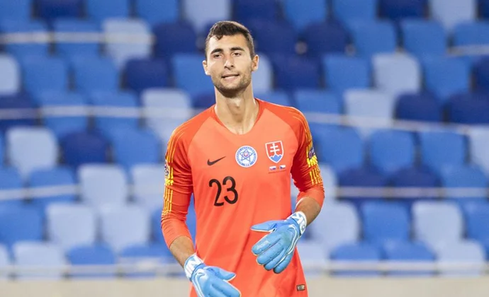 Greif, con leves molestias sin importancia, seguirá concentrado con Eslovaquia