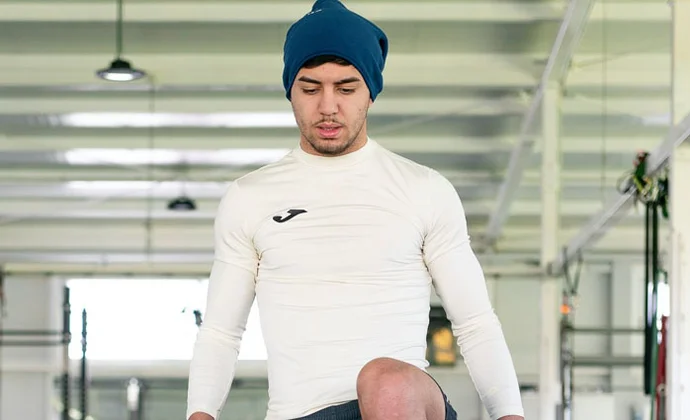 Akhomach entra en los dos últimos meses de su recuperación