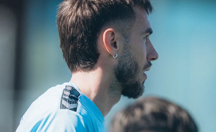 Swedberg sigue al margen y Mingueza está de vuelta