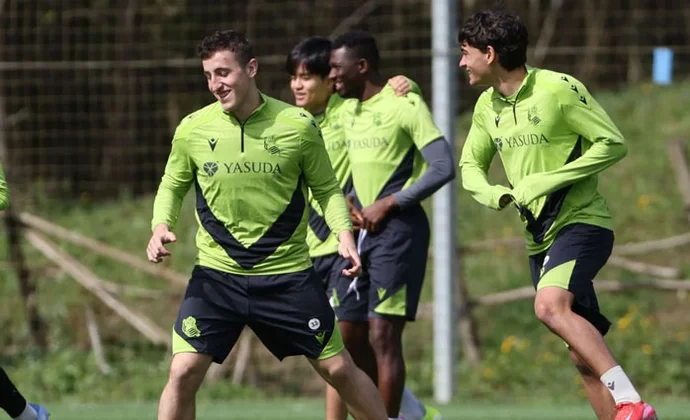 Aguerd, Oyarzabal y Oskarsson gestionan las cargas, Kubo y Aramburu están de vuelta y Pacheco se suma al grupo