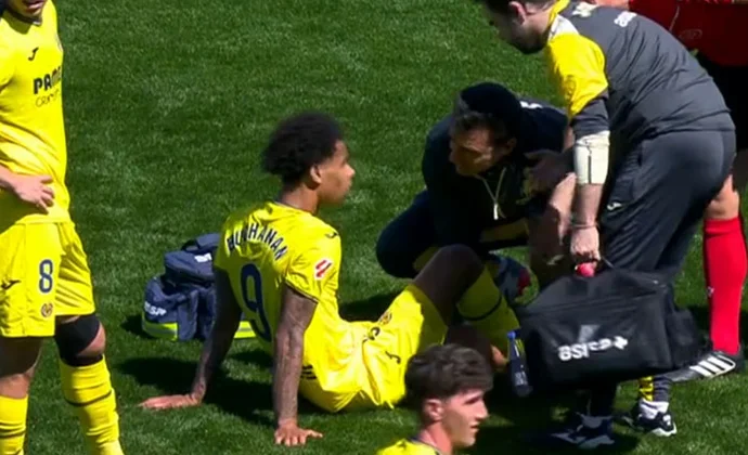 Buchanan fue sustituido por un golpe y Barry por calambres