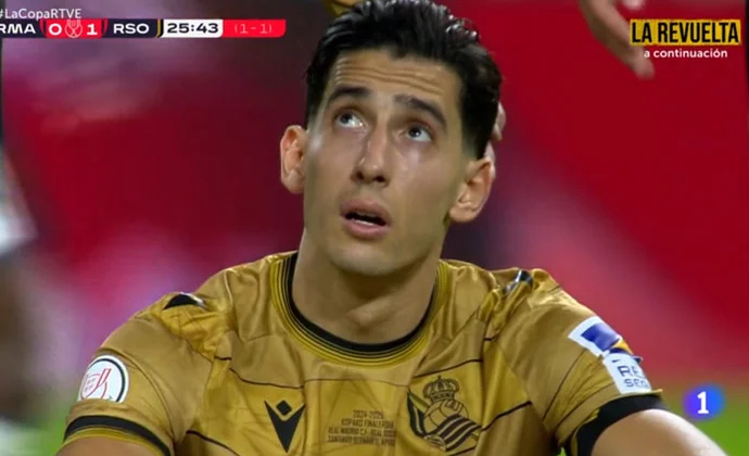 Aguerd recae de sus molestias en el tendón rotuliano