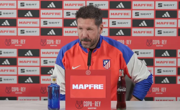 Simeone confirma a Musso y habla de Griezmann, Gallagher, De Paul, Koke, Barrios, Lewandowski, el lateral izquierdo y el Barcelona
