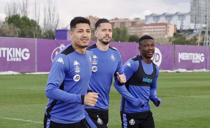 Aidoo y Marcos André empiezan la semana con el grupo y Hein es la única baja