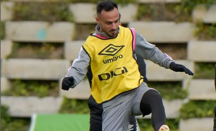 Álvaro García completó la semana de entrenamientos con normalidad