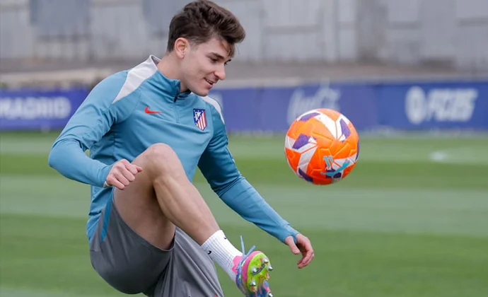 Samuel Lino y De Paul. únicas bajas en la sesión previa al partido