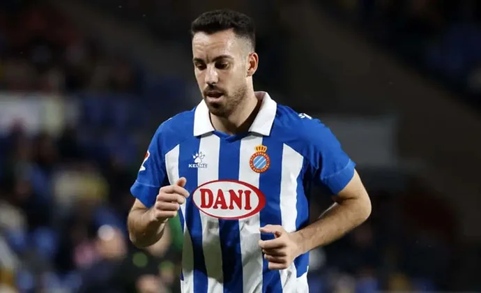 Expósito se reencuentra con su mejor versión e irrumpe en el once de gala para la recta final