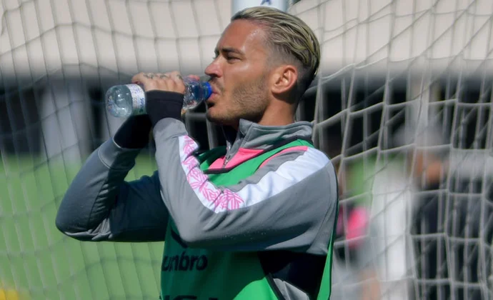 El Rayo empieza la semana de trabajo sin Camello ni Mumin