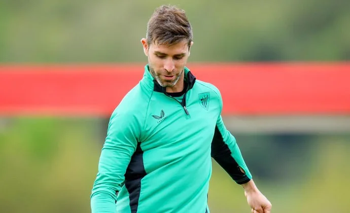 Galarreta, Yeray y Paredes entrenan con el grupo. Yuri es la única baja