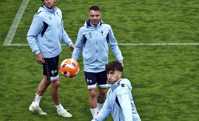 Giráldez, a vueltas con el doble pivote y el ataque en una sesión sin bajas