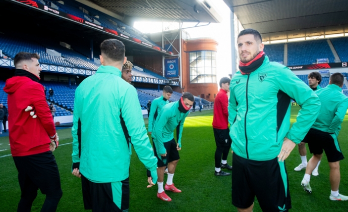 El Athletic se ejercitó en Glasgow con la única baja de Yuri