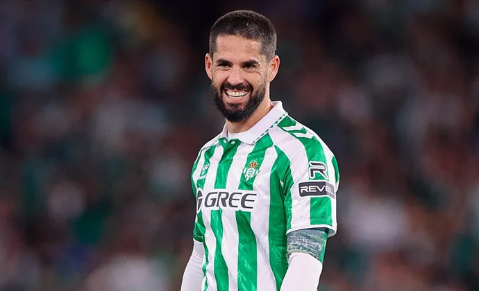 Los cambios de Isco y Llorente en el descanso estaban programados