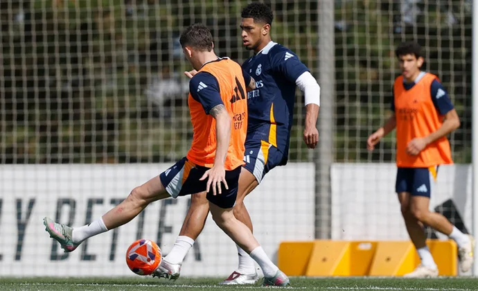 Valverde y Ceballos completan la sesión con el grupo. Lunin y Alaba siguen al margen por molestias