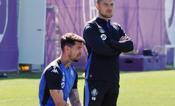 Luis Pérez y Latasa entrenan con normalidad. Hein, Iván Sánchez y Amallah, al margen