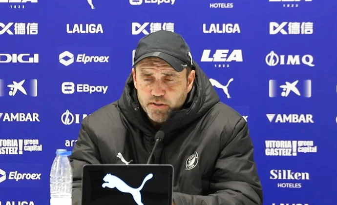 Coudet confirma a Owono y habla del partido contra el Real Madrid