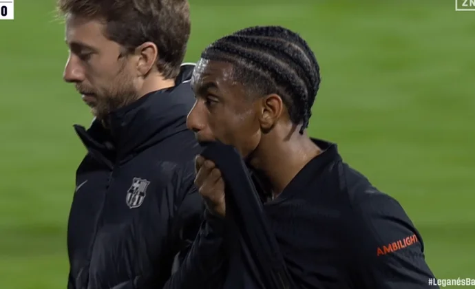 Alejandro Balde pidió el cambio en Butarque por molestias