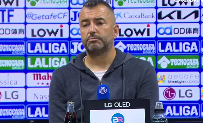 Diego Martínez no le da importancia a los cambios y habla de Fabio Silva, McBurnie, Moleiro y Herzog