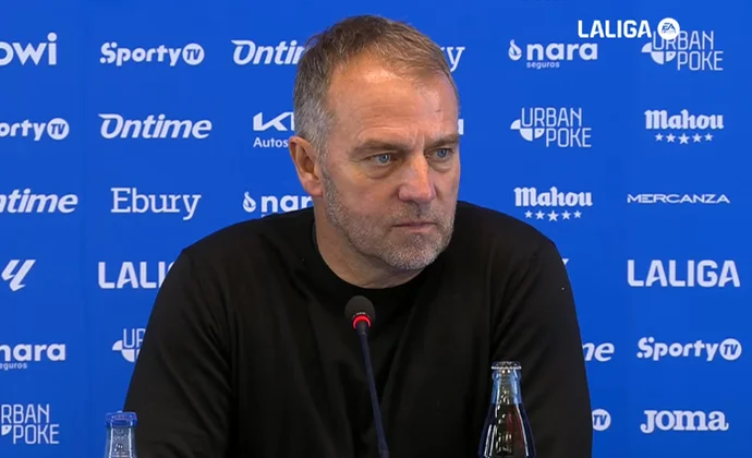 Flick celebra el triunfo y habla de Íñigo, Balde, Araujo y la alineación