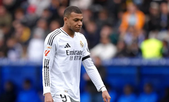 Mbappé será castigado con una sanción de 2 a 4 partidos, poniendo en peligro la final de Copa