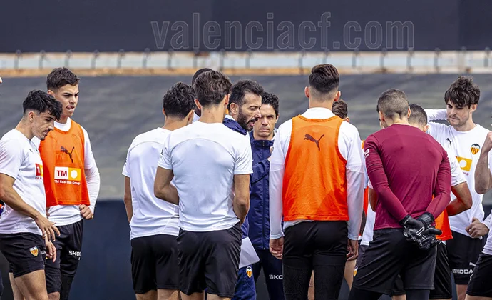 Iván Jaime sigue sin incorporarse y apunta a baja para Vallecas