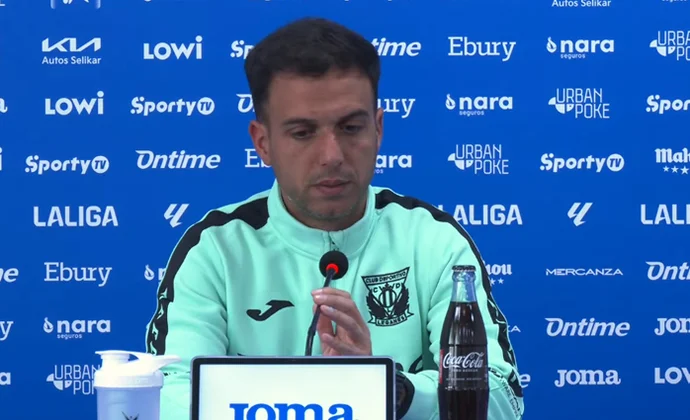 Borja Jiménez habla de Nastasic, Raba, Juan Cruz, Diomandé, Sáenz, el Mallorca y el futuro