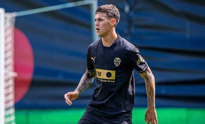 Las pruebas en el hombro de Enzo Barrenechea descartan lesión