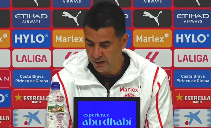 Míchel explica cómo llega el equipo y los aspectos de mejora en una rueda de prensa poco fructífera