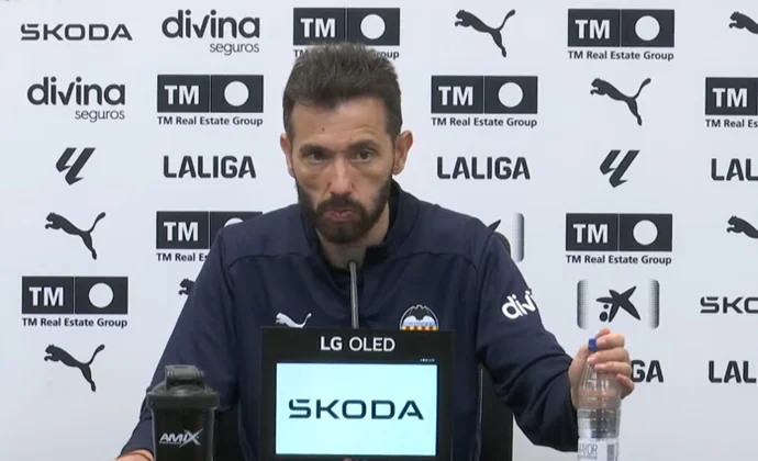 Corberán, sobre Barrenechea, Hugo Duro, Sadiq, Rafa Mir, Gayà, Jesús Vázquez, Iván Jaime, Luis Rioja y el Espanyol