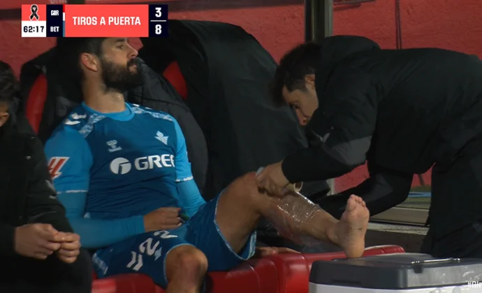 Isco termina con hielo en el gemelo tras ser sustituido en Montilivi