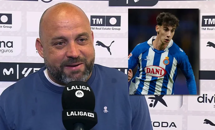 Manolo dejó entrever que reservó a Antoniu Roca para el aplazado contra el Villarreal