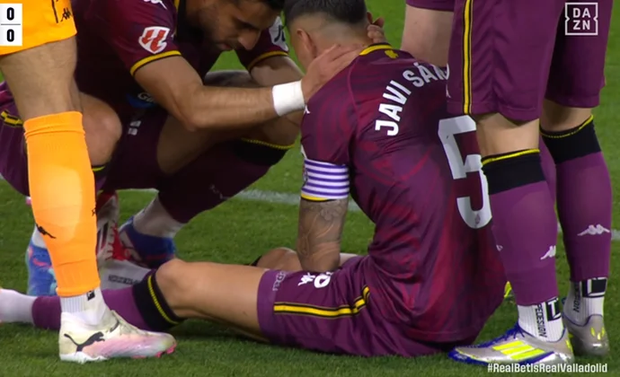 Javi Sánchez se retira entre lágrimas por una lesión en los isquiotibiales