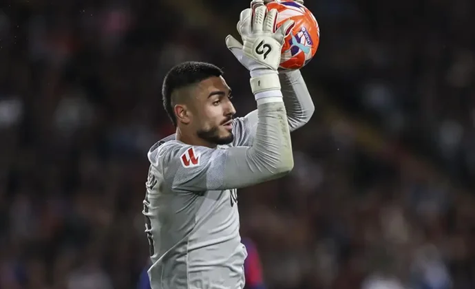 Leo Román no comparte las decisiones de Arrasate, carga contra el club y buscará salida en junio