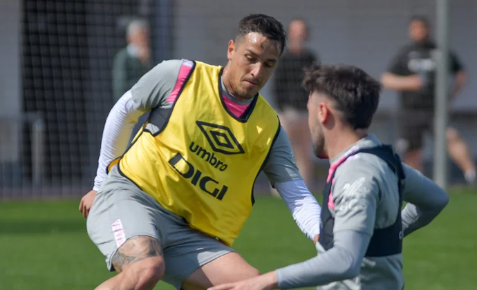 El Rayo retoma los entrenamientos todavía sin Camello