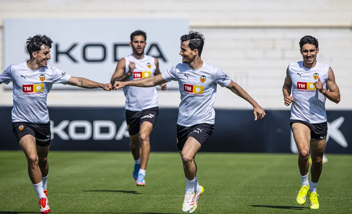 Iván Jaime completa otra sesión y Barrenechea sigue al margen