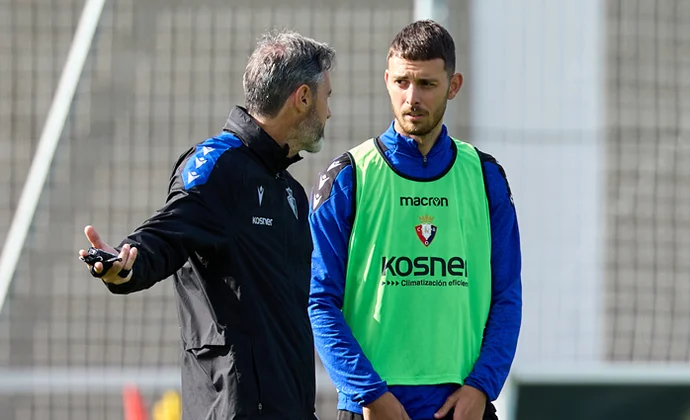 Raúl García se incorpora al grupo, Moncayola sigue al margen y Bryan se ausenta