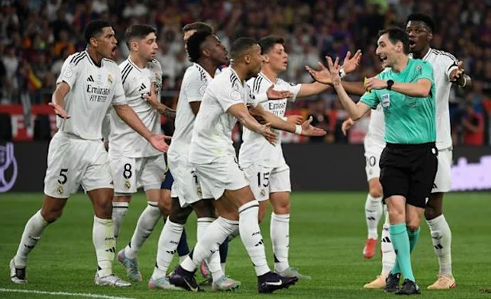 El Comité sanciona a Rudiger con seis partidos, a Lucas con dos y perdona a Bellingham