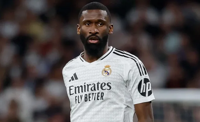 Rüdiger aprovecha que le puede caer una grave sanción para operarse